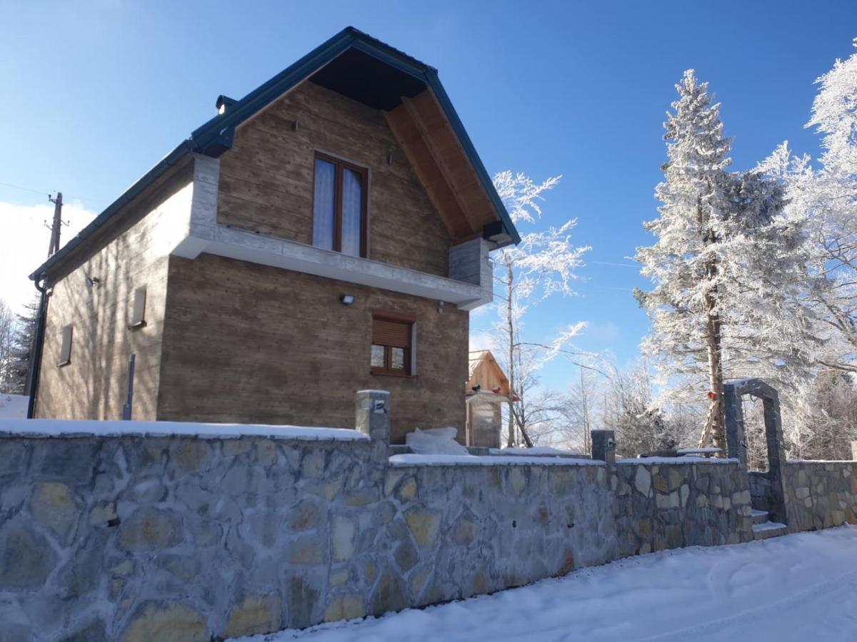 Konak Mara- Komovi Andrijevica Exterior photo